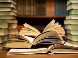 Daniel Pink Recommends These 5 Books To Improve Your Thinking
