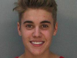 Justin Bieber Turns Himself In To Toronto Police On Assault Charges